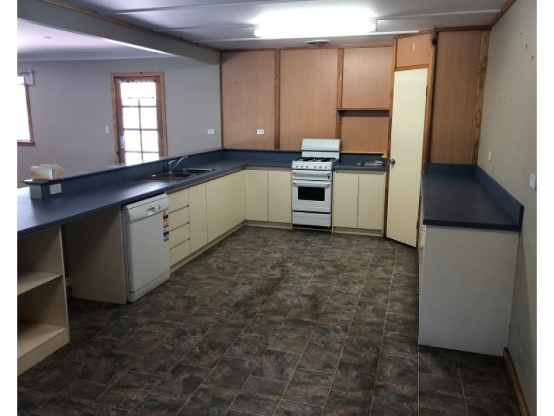 54 Johnston Street, Wagin WA 6315