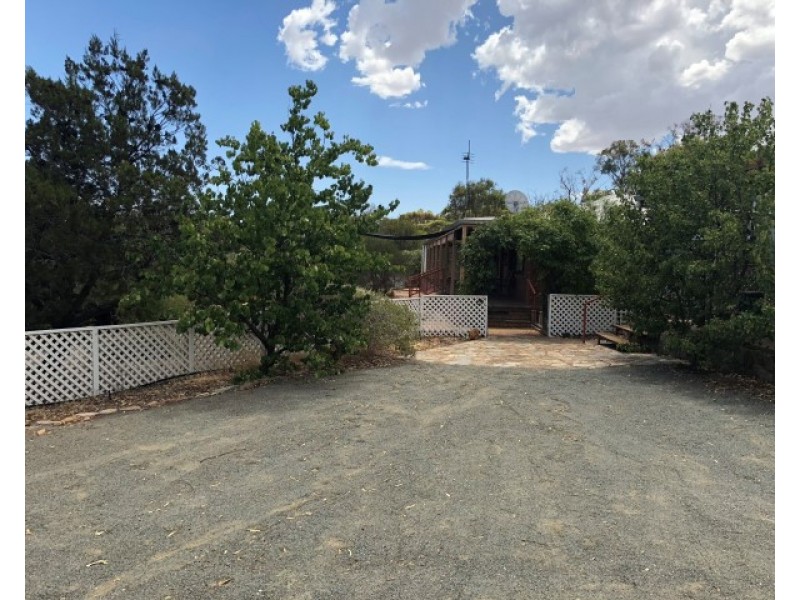 34 shaddick Road, East Pingelly WA 6308