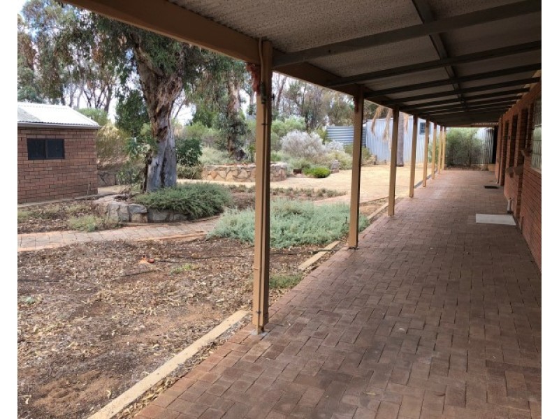 34 shaddick Road, East Pingelly WA 6308