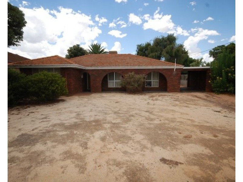 3 Larke Street, Corrigin WA 6375