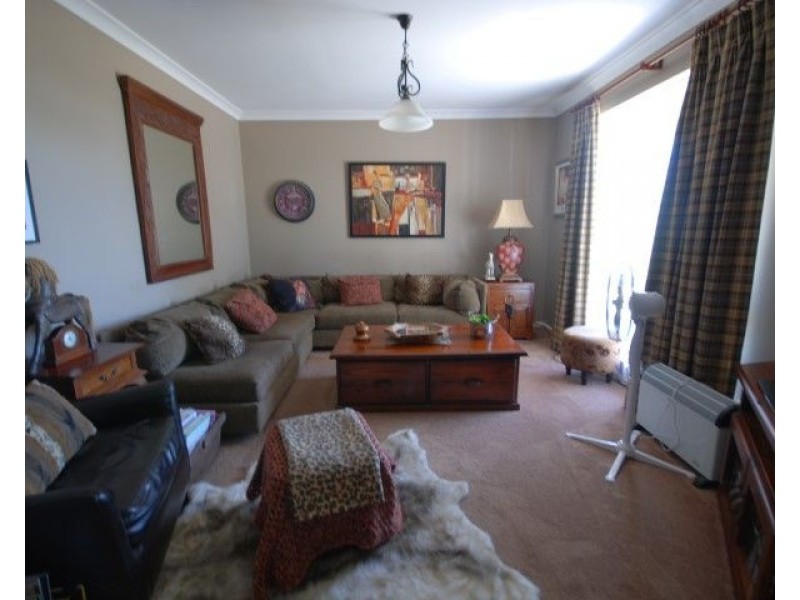 19 Pingelly Hts, Pingelly WA 6308