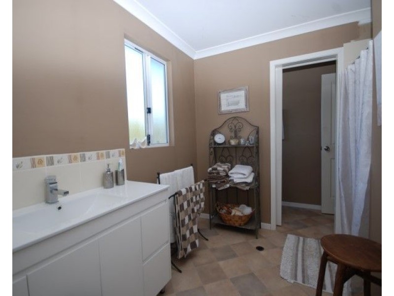 19 Pingelly Hts, Pingelly WA 6308