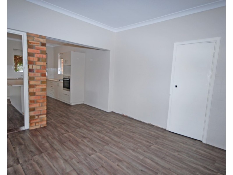 11 Hale Street, Narrogin WA 6312