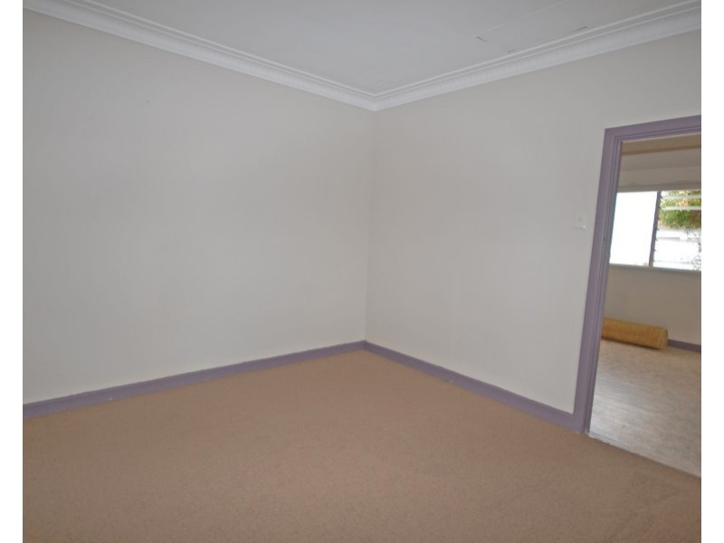 11 Hale Street, Narrogin WA 6312