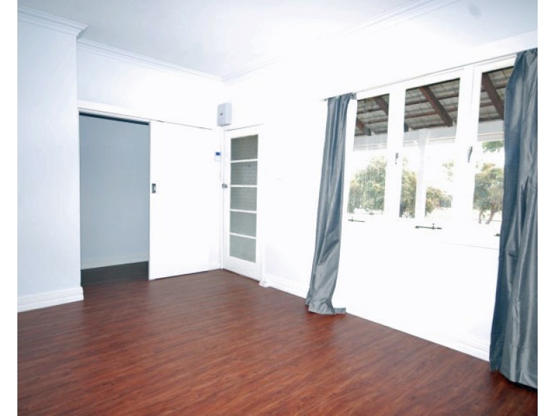 90 Bannister Street, Narrogin WA 6312