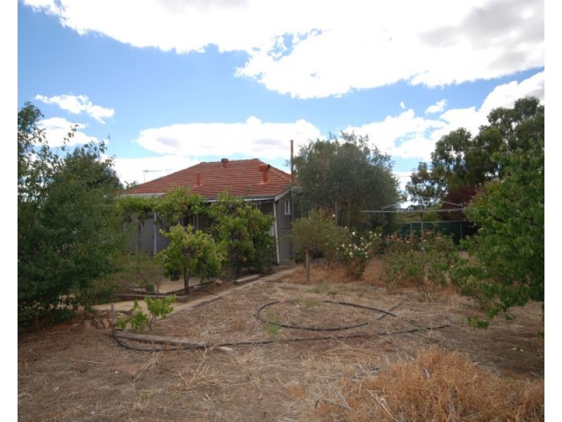 90 Bannister Street, Narrogin WA 6312