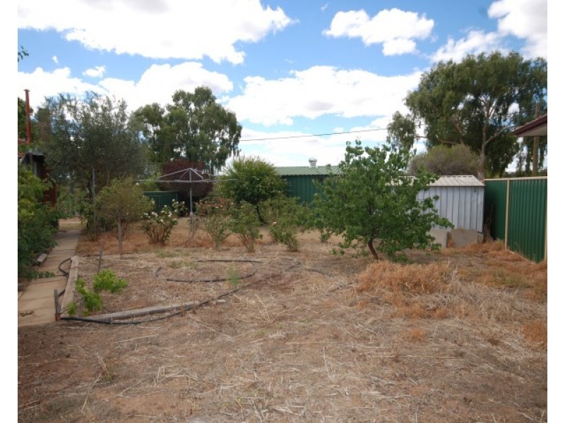 90 Bannister Street, Narrogin WA 6312