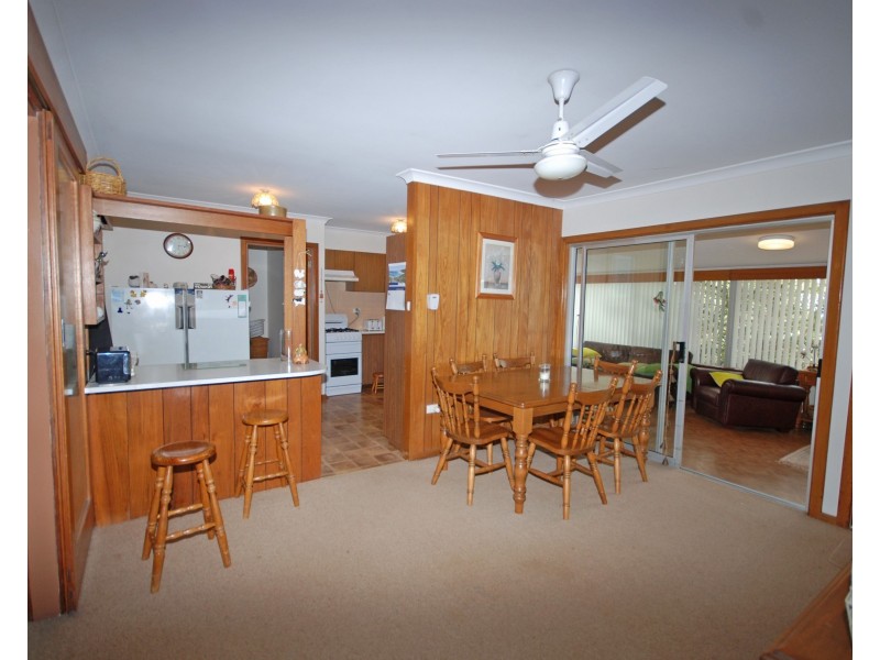 23 Central Avenue, Wickepin WA 6370