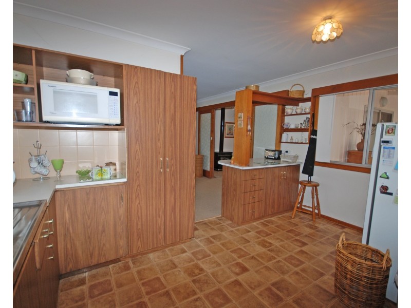 23 Central Avenue, Wickepin WA 6370