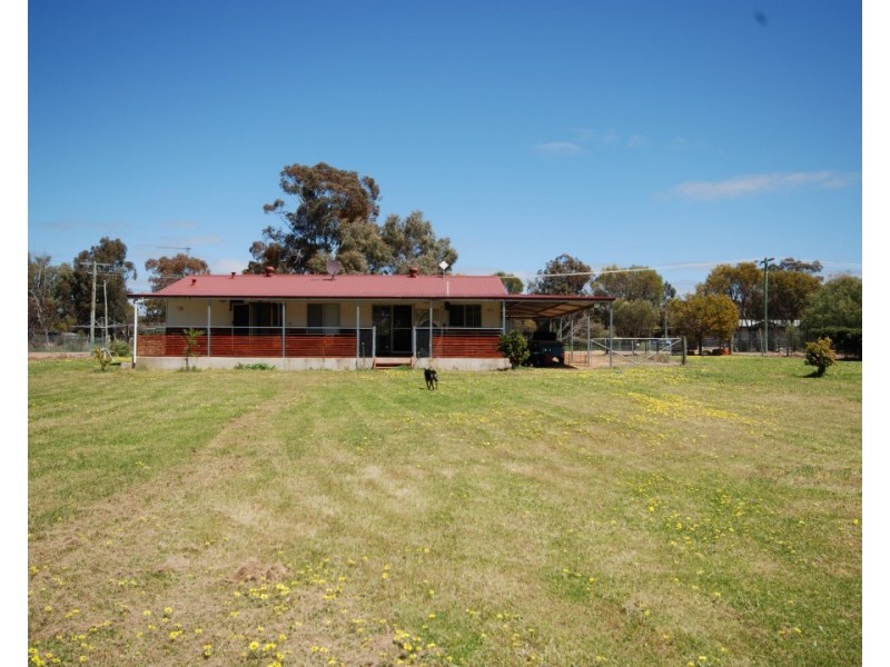 67 Alton Street, Cuballing WA 6311