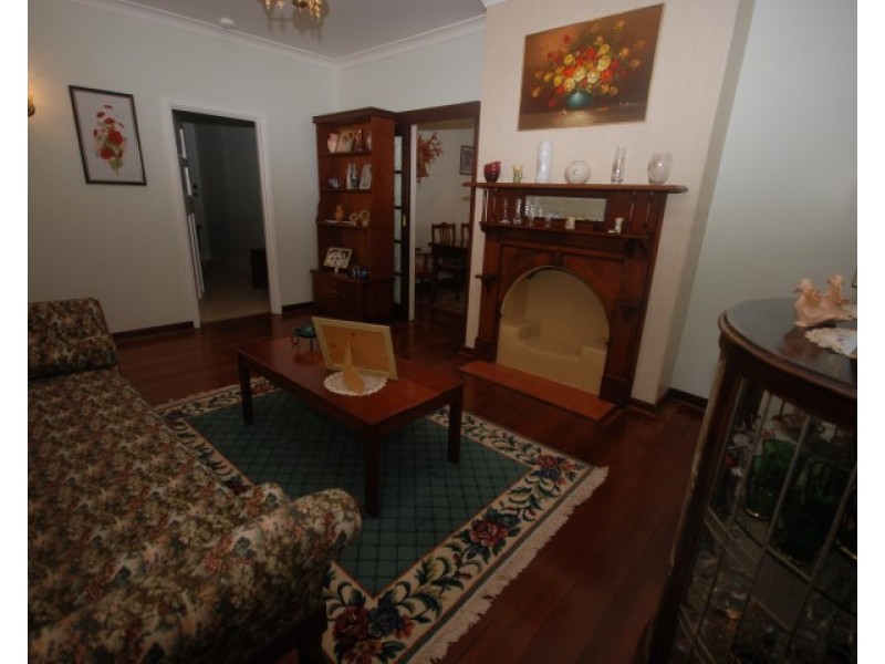 34 Felspar Street, Narrogin WA 6312