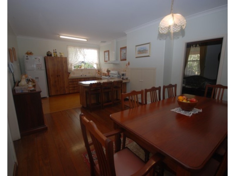 34 Felspar Street, Narrogin WA 6312