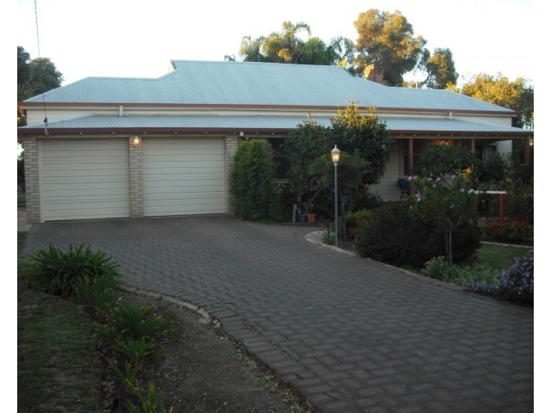 34 Felspar Street, Narrogin WA 6312