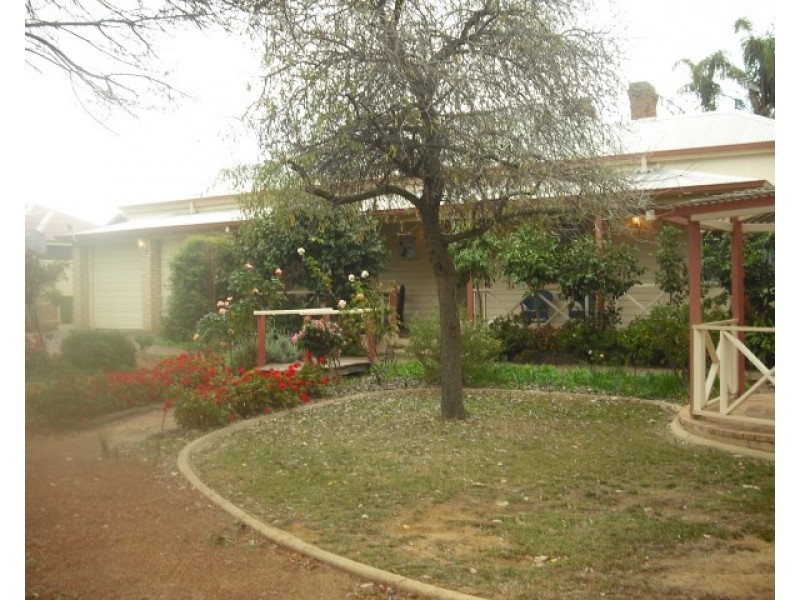 34 Felspar Street, Narrogin WA 6312