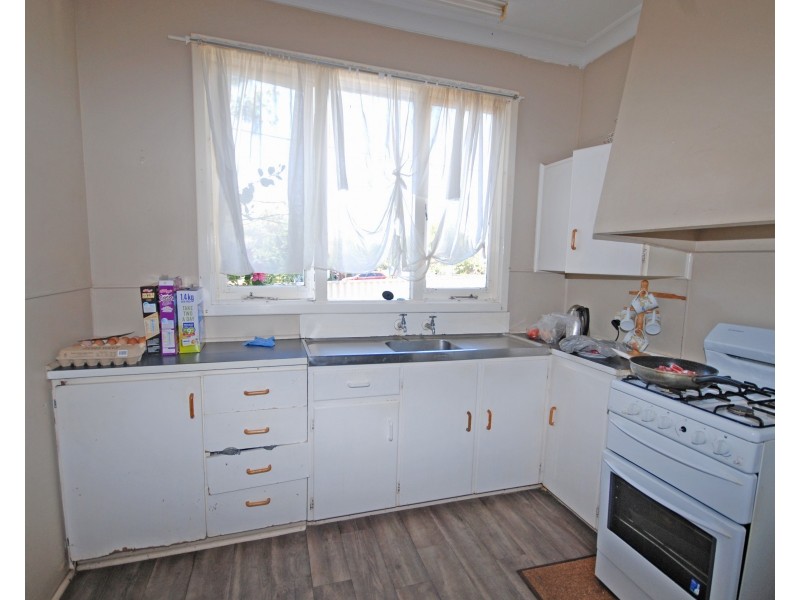 1 Ashworth Crescent, Narrogin WA 6312