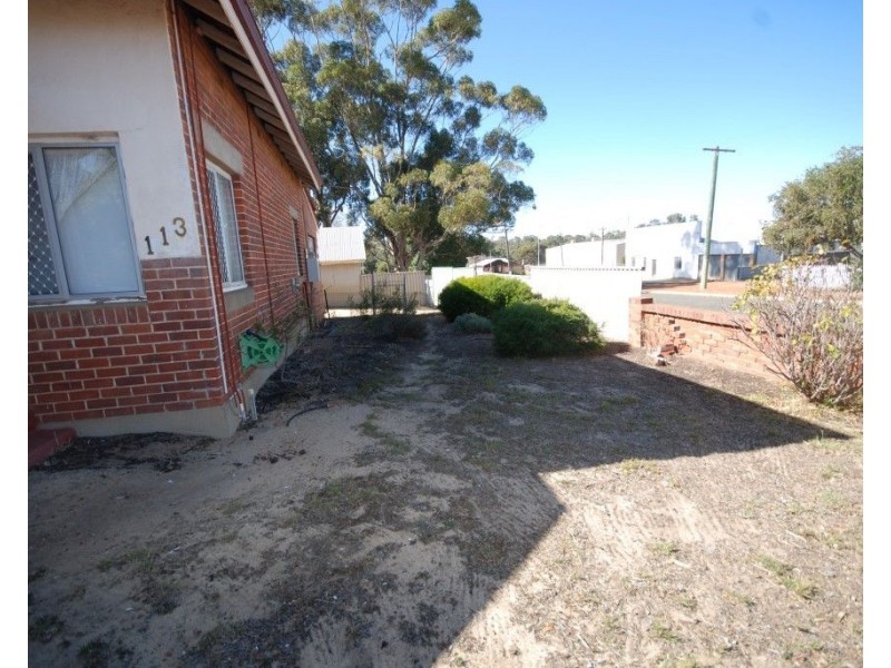 113 Federal Street, Narrogin WA 6312