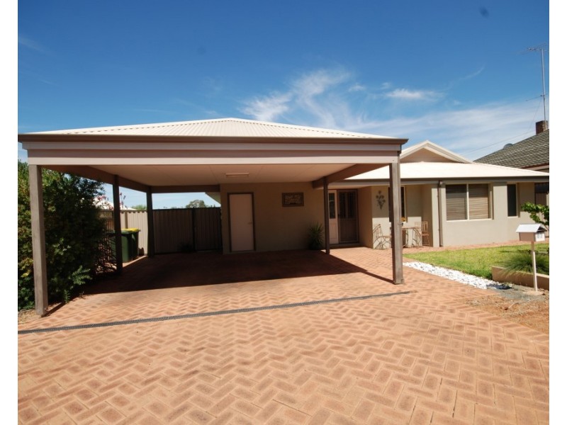 67 Falcon Street, Narrogin WA 6312