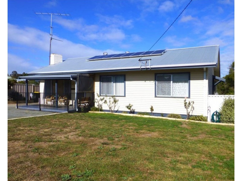 42 Grant Street, Narrogin WA 6312
