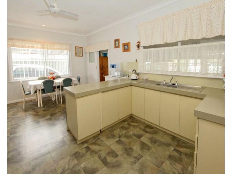 42 Grant Street, Narrogin WA 6312