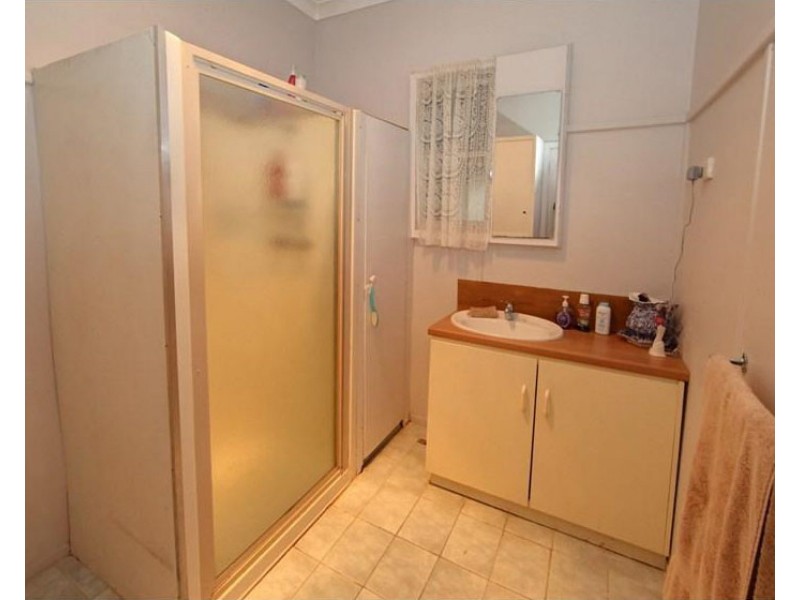 42 Grant Street, Narrogin WA 6312