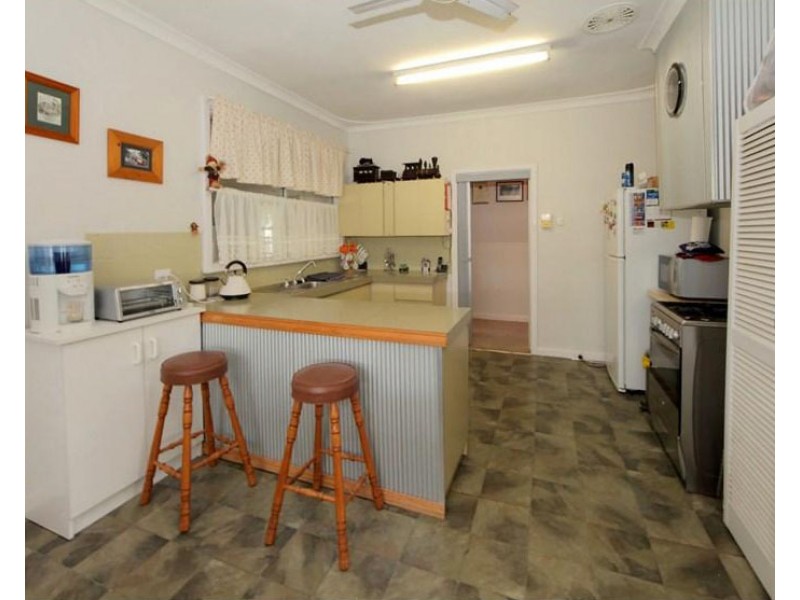42 Grant Street, Narrogin WA 6312