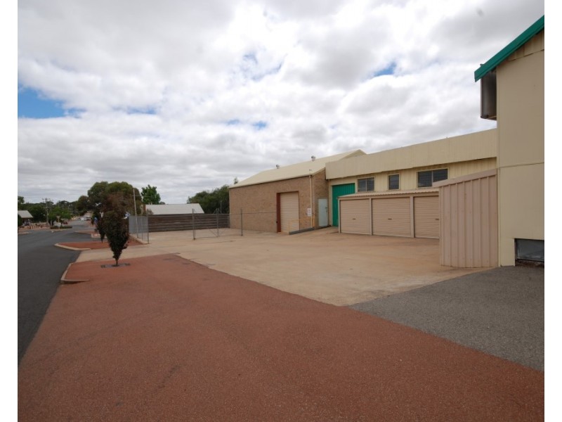 52 Fortune Street, Narrogin WA 6312