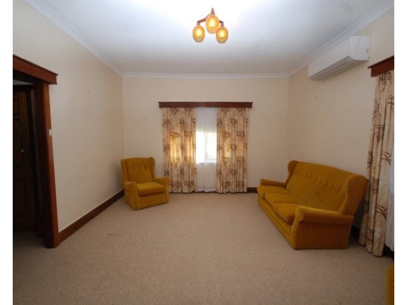 61 Ensign Street, Narrogin WA 6312