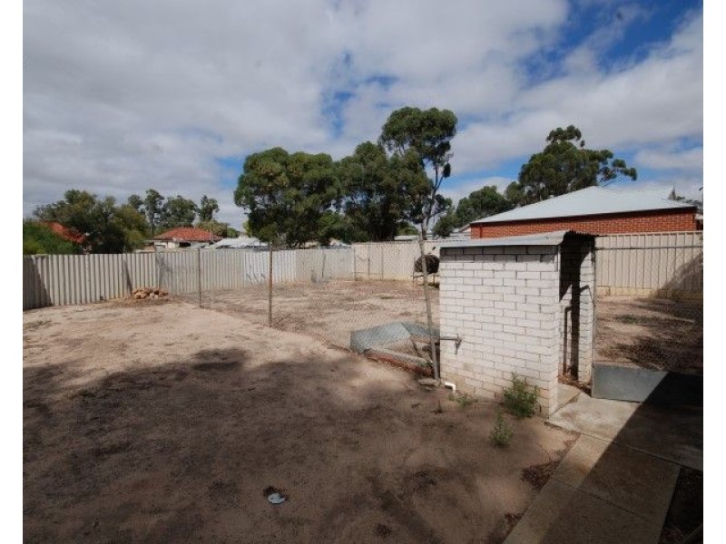 61 Ensign Street, Narrogin WA 6312