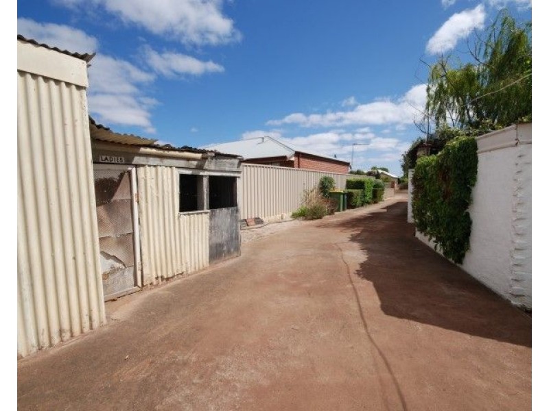 61 Ensign Street, Narrogin WA 6312