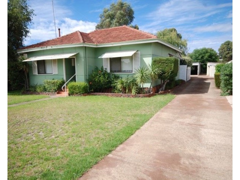 61 Ensign Street, Narrogin WA 6312