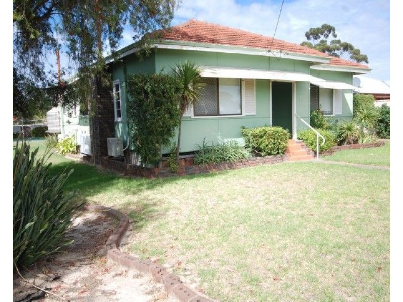 61 Ensign Street, Narrogin WA 6312