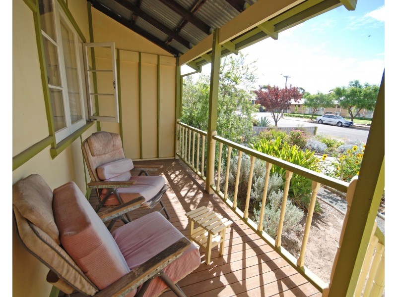 45 Felspar Street, Narrogin WA 6312