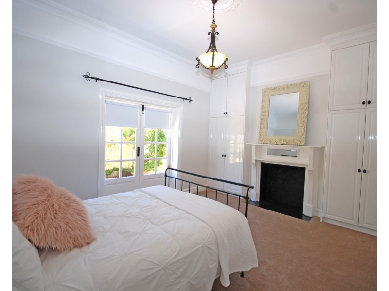 12 Williams Road, Narrogin WA 6312