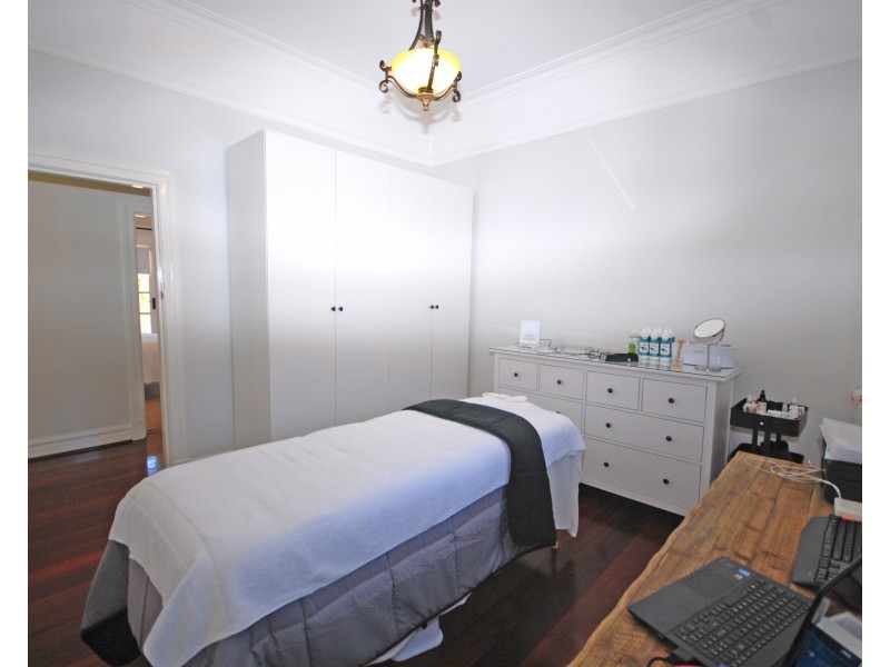 12 Williams Road, Narrogin WA 6312