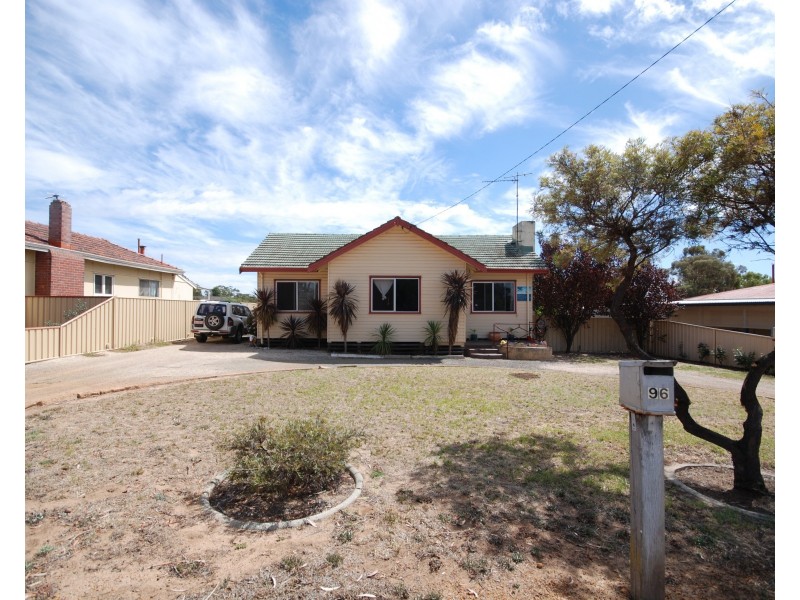 96 Upland Street, Wagin WA 6315