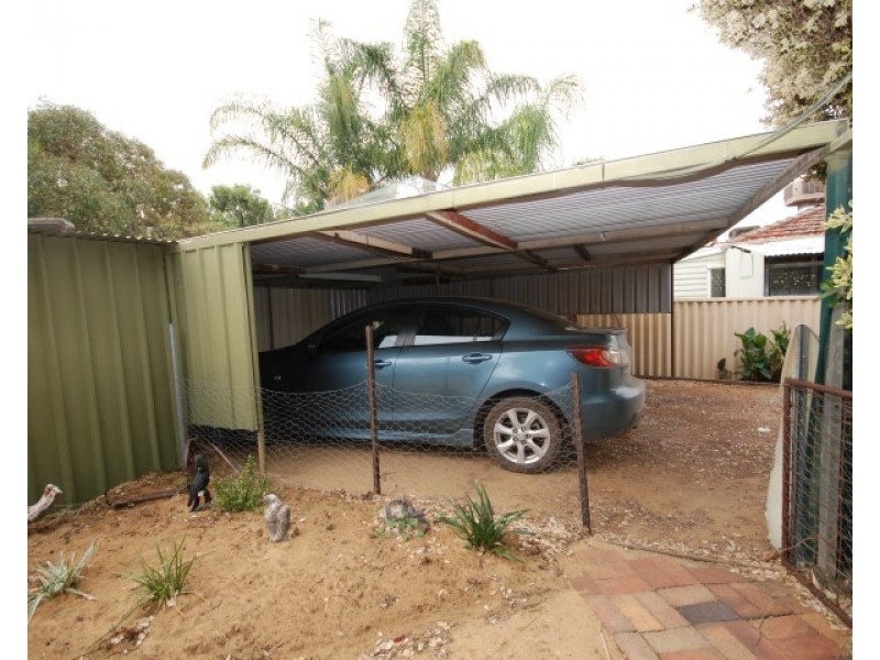 64 Lock Street, Narrogin WA 6312