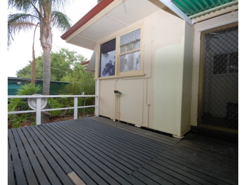 64 Lock Street, Narrogin WA 6312