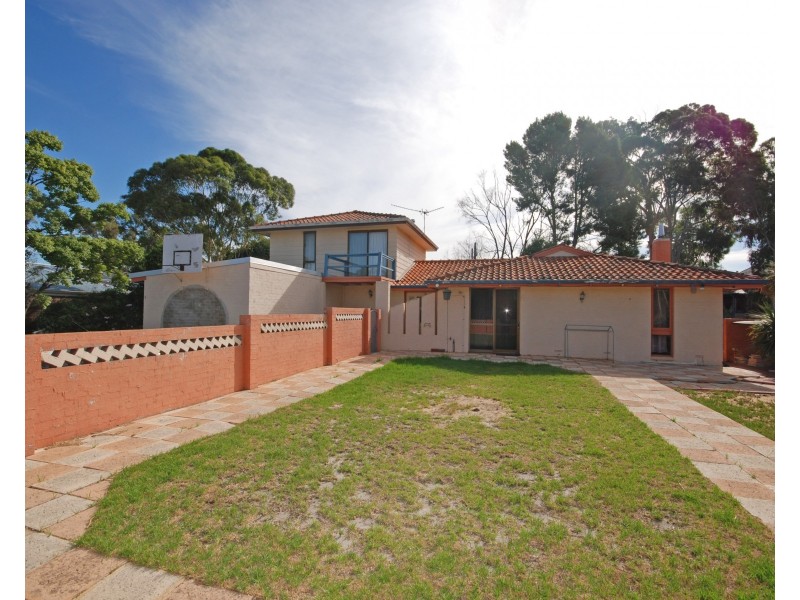 67 May Street, Narrogin WA 6312