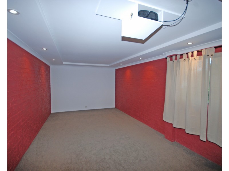 67 May Street, Narrogin WA 6312