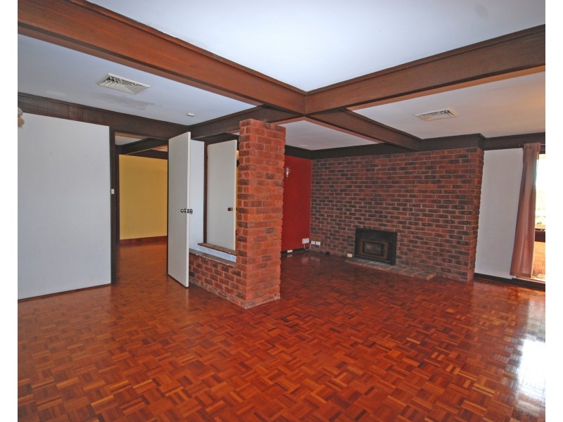 67 May Street, Narrogin WA 6312