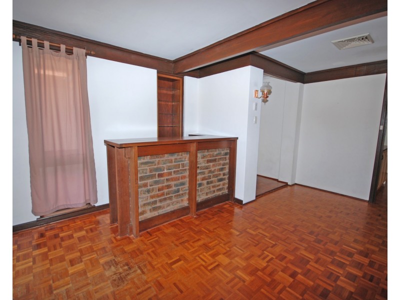 67 May Street, Narrogin WA 6312