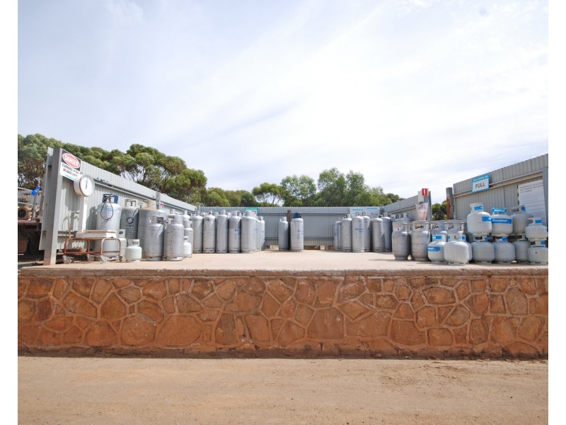 175 Federal Street, Narrogin WA 6312