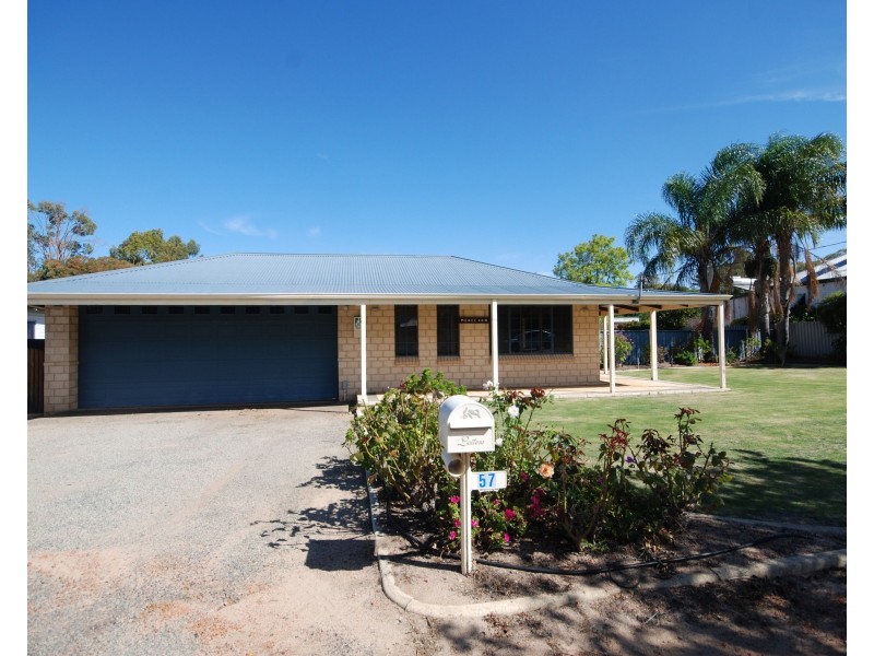 57 Felspar Street, Narrogin WA 6312