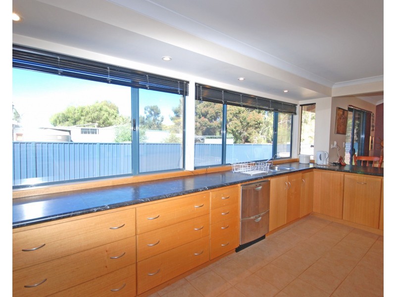 57 Felspar Street, Narrogin WA 6312