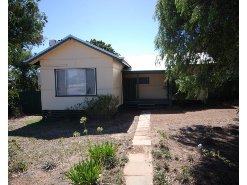 91 Fox Street, Narrogin WA 6312