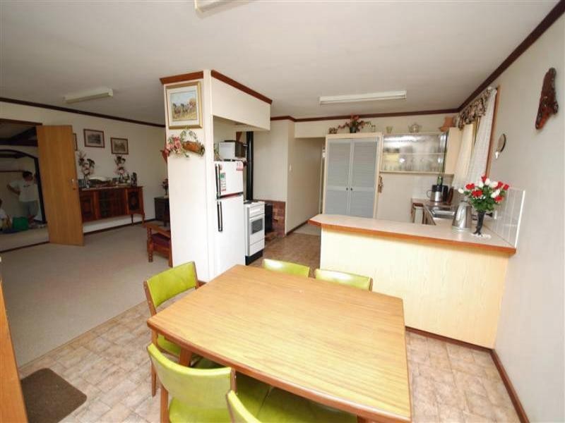 65 Hansard Street, Narrogin WA 6312