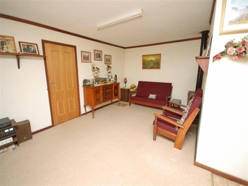 65 Hansard Street, Narrogin WA 6312