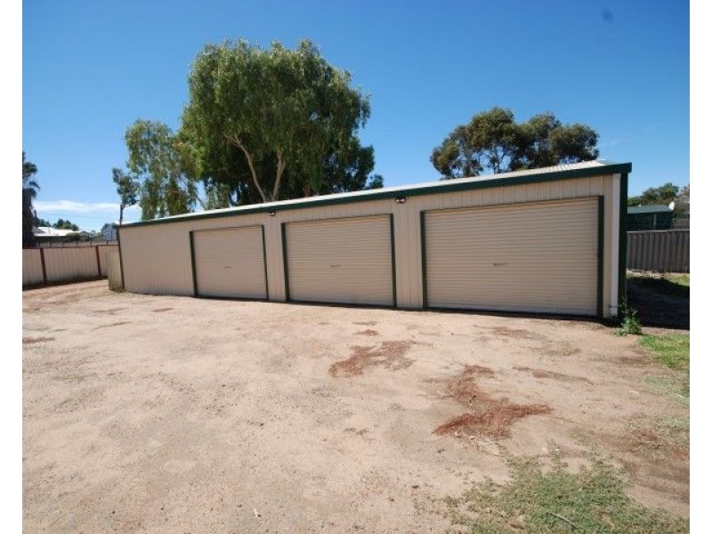 33 doney Street, Narrogin WA 6312