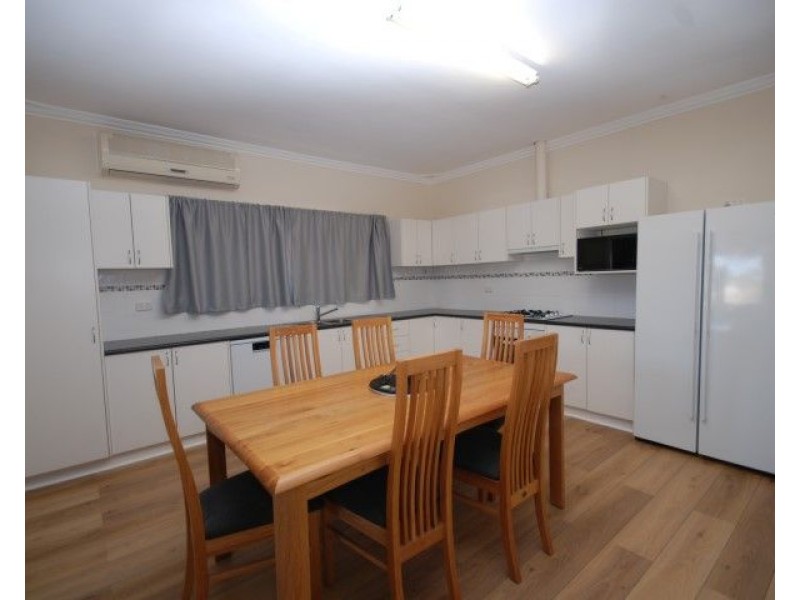 33 doney Street, Narrogin WA 6312