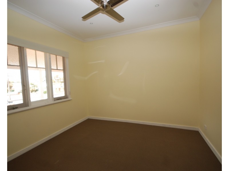 17 Felspar Street, Narrogin WA 6312